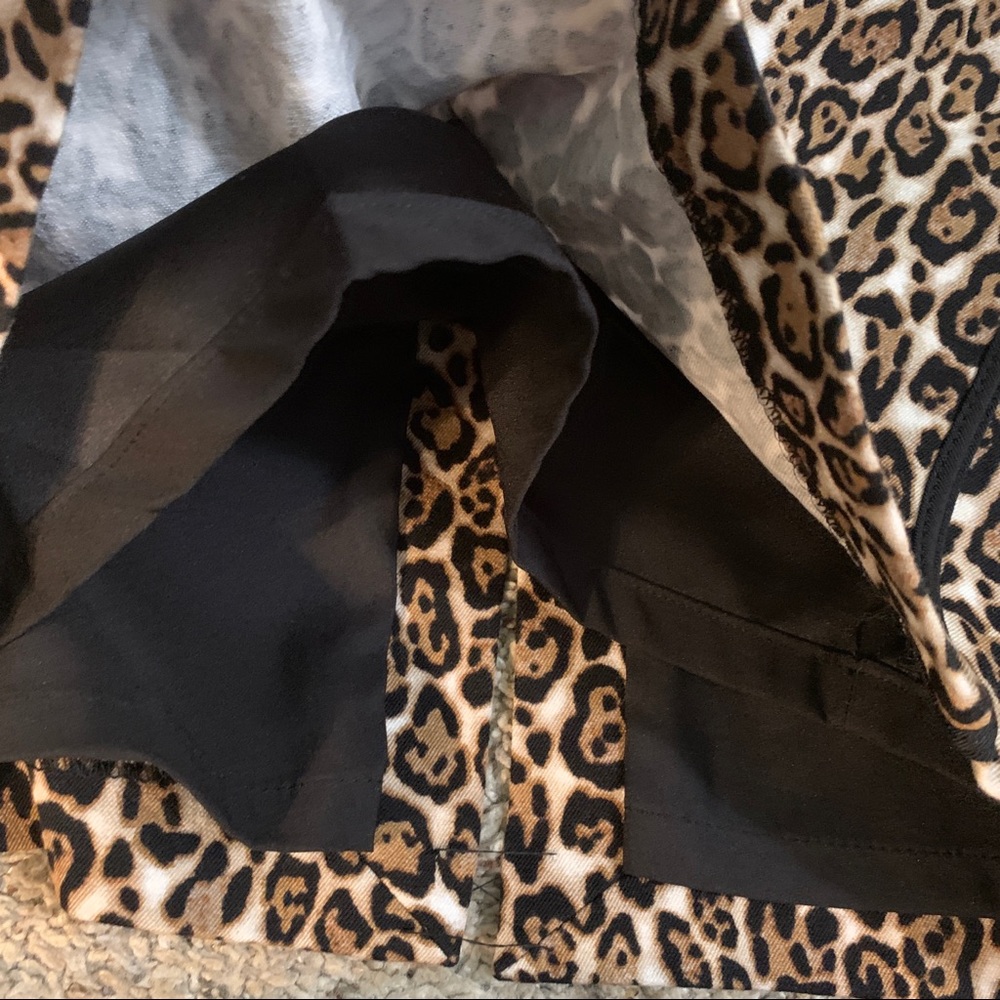 White House Black Market Leopard Print Skirt - Picture 3 of 9